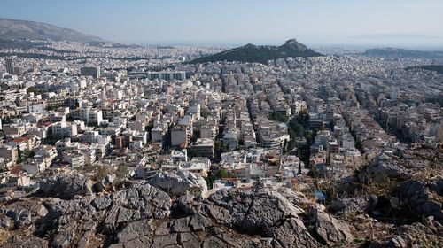 Ποια γραφεία και καταστήματα μπορούν τώρα να γίνουν σπίτια
