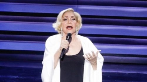 Θλίψη: Πέθανε η μεγάλη τραγουδίστρια Μαρινέλλα σε ηλικία 87 ετών