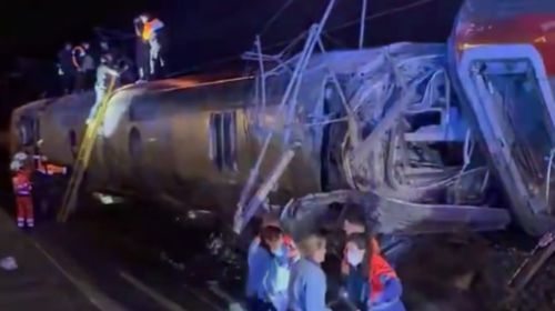 Σύγκρουση τρένων στην Ισπανία – Τουλάχιστον 10 νεκροί και εκατοντάδες τραυματίες