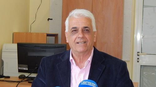 K. Kαϊσερλης: Ο Δε Λαστίκ με τα «ανθρωπάκια» του Γαϊτη, τον προϊστάμενο  της ΚΩΑΝ και τον αντιπεριφερειάρχη να τα δασκαλεύουν