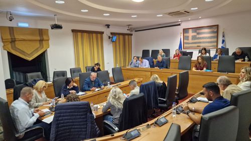 Αντιπαραθέσεις στο Δημ. Σ/λιο Κω για τις ζημιές από τις πλημμύρες, την οικονομική κατάσταση του Δήμου κ.α. (vid)