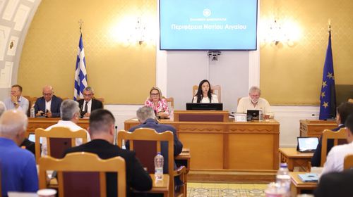Η Περιφέρεια Ν. Αιγαίου στηρίζει με νέα κίνητρα γιατρούς και νοσηλευτές  