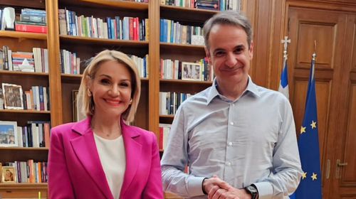 Συνάντηση της κ. Μίκας Ιατρίδη με τον Πρωθυπουργό στο Μέγαρο Μαξίμου