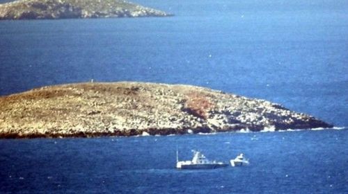 30 χρόνια από τα Ίμια: Η κρίση που «γκρίζαρε» το Αιγαίο - Τα γεγονότα, οι αποφάσεις και οι συνέπειες