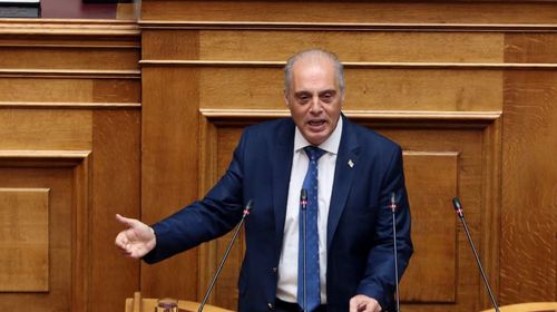 Κ. Βελόπουλος στη Βουλή: Η Κως μετατρέπεται σε “αποθήκη” λαθρομεταναστών