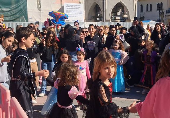 Φωτορεπορτάζ από το καρναβάλι στην Καρδάμαινα