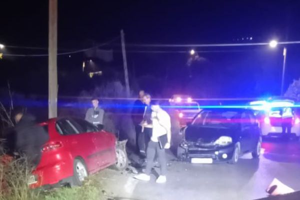 Τροχαίο ατύχημα στον Αμπαβρη- Συγκρούστηκαν 2 αυτοκίνητα 