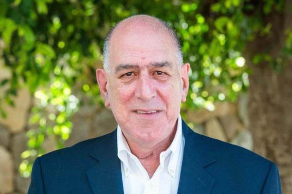 Γ. Καμπανής: Ιατρικό κενό στα αεροδρόμια Κω & Ρόδου - Αδιανόητη ολιγωρία σε βάρος της ασφάλειας