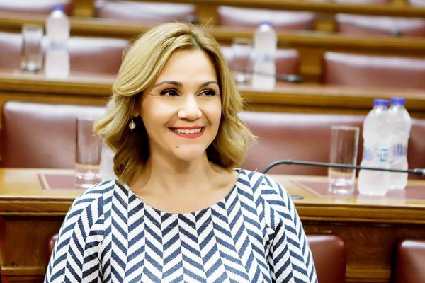 Μ. Ιατρίδη: Πρόταση για δημιουργία υποθαλάσσιου μουσείου στα Δωδ/σα και ανάδειξη - αξιοποίηση των ενάλιων αρχαιοτήτων