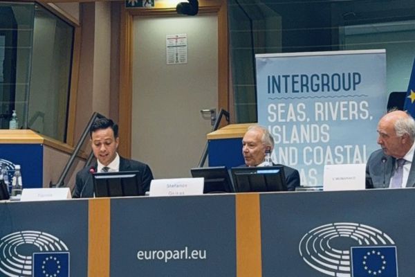 Γιάννης Χατζής (ΠΟΞ): Τα νησιά θέλουν υποδομές και όχι ανεξέλεγκτο τουρισμό