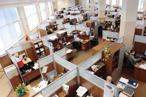 ΣτΕ: Συζητήθηκε στην Ολομέλεια η επαναφορά ή μη του 13ου και 14ου μισθού στο Δημόσιο   