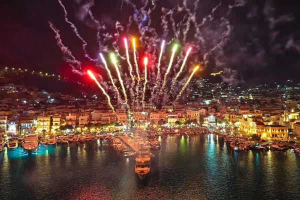 Η Κάλυμνος τίμησε τη Ναυμαχία του Γέροντα με μια συγκλονιστική αναπαράσταση στο λιμάνι