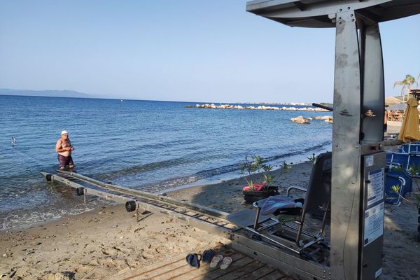Παράπονα επισκεπτών και μόνιμων κατοίκων για την μη τοποθέτηση των εγκαταστάσεων πρόσβασης στις παραλίες της Κω για "εμποδιζόμενα" άτομα 