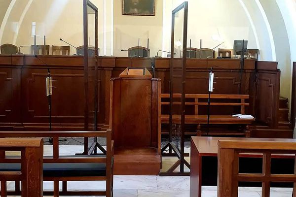 Στο εδώλιο ξανά 56χρονος από την Κω για αδικήματα σε βάρος της ανήλικης κόρης της συντρόφου του