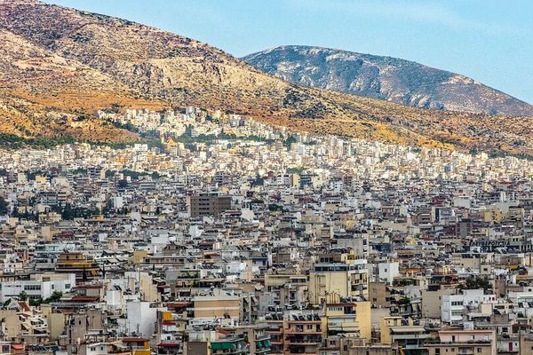 Δήμοι: Το σχέδιο για τα “ξεχασμένα” ακίνητα, πώς ανοίγει ο δρόμος για την αξιοποίησή τους   
