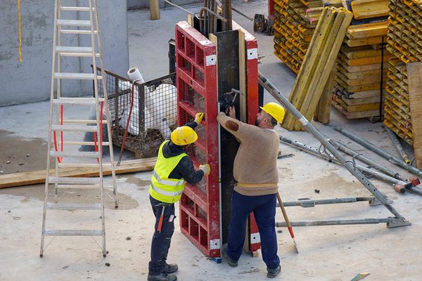 Στην κορυφή της χώρας το Ν. Αιγαίο στις ποινικές υποθέσεις για παρατυπίες στις Πολεοδομίες!  