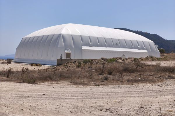 ΝΔ Κω: Ούτε κουβέντα από τον Δήμαρχο Κω για την πηγή χρηματοδότησης των θόλων μπάσκετ