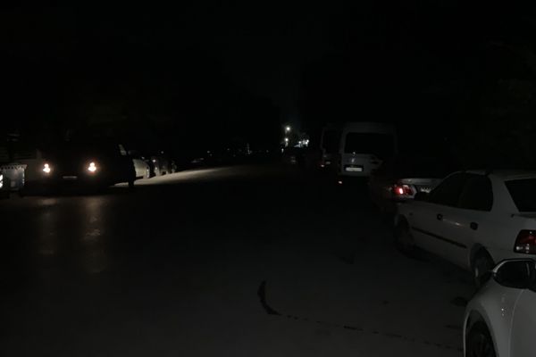 Διαμαρτυρία κατοίκου για το "σκοτάδι" στην οδό Παπαναστασίου στην Κω