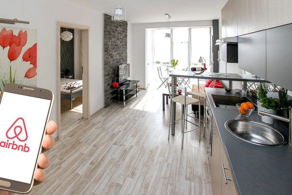Airbnb στο στόχαστρο των χάκερ – Εκτοξεύθηκαν οι απάτες με ψεύτικες κρατήσεις