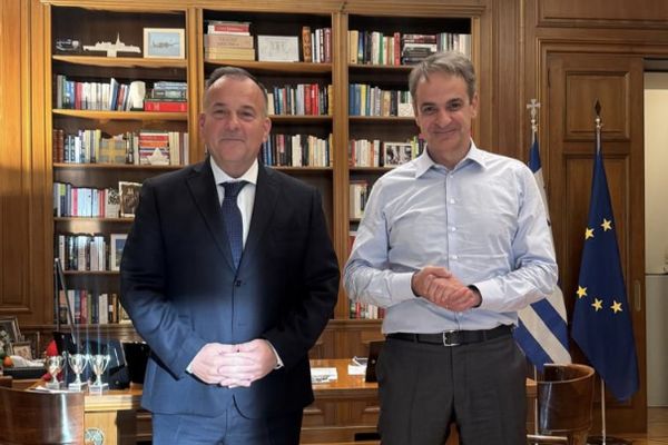 Συνάντηση του κ. Γ. Παππά με τον Πρωθυπουργό στο Μέγαρο Μαξίμου