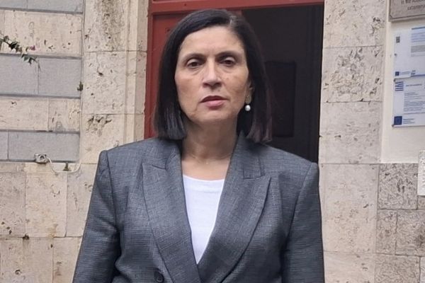 Νομική Χαρτοφίλη: Δικαστική δικαίωση κατά συνδικαλίστριας - Δημ. Σ/λου Κω (vid)