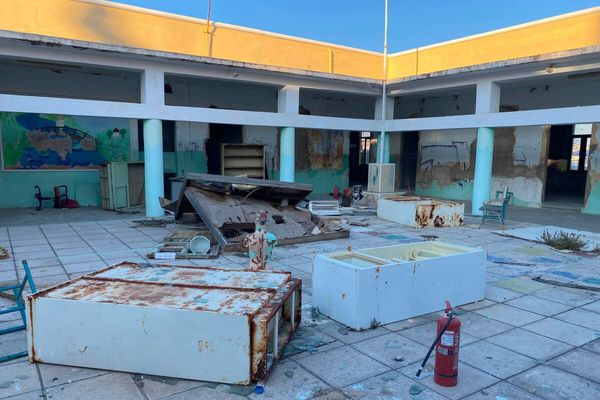 Καταγγελίες για το ιστορικό κτίριο του 3ου Δημ. Σχολείου Κω που “μαραζώνει” – Τι απαντά ο δήμαρχος στο aftodioikisi.gr