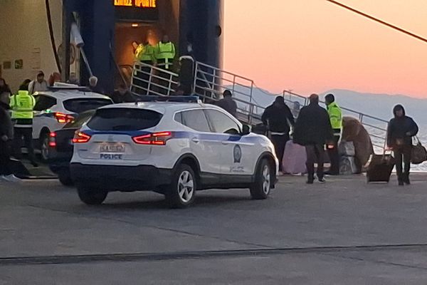 Στην Κω μεταφέρθηκε ο 18χρονος από τη Λέρο που ομολόγησε ότι σκότωσε τον πατέρα του