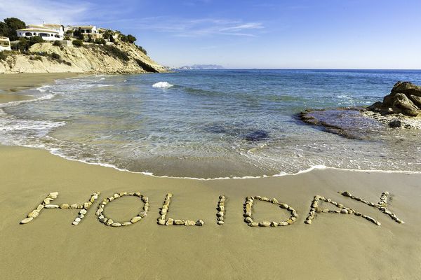 3 στους 10 Γερμανούς τουρίστες μειώνουν το φετινό τους μπάτζετ για τις διακοπές  