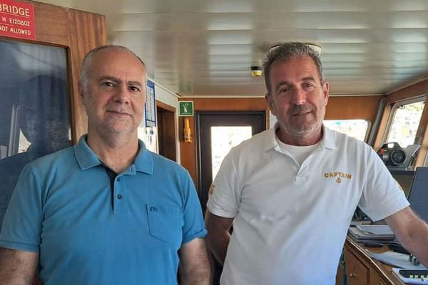 Δεν έχει αλλάξει τίποτα στα βάθη του λιμανιού Μαστιχαρίου, δηλώνουν ο Πλοίαρχος του "Ζευς" και η ΑΝΕΜ