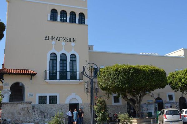Απάντηση του Δήμου Κω στον Β. Χαδουλη για το ασανσέρ του Δημαρχείου 