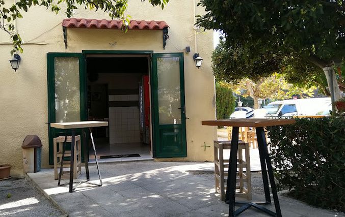 ΕΝΟΙΚΙΑΖΕΤΑΙ ΤΟ ΨΗΤΟΠΩΛΕΙΟ "Ο ΑΛΕΞΗΣ" (ΜΕ ΤΗΝ ΕΠΙΧΕΙΡΗΣΗ ή ΣΚΕΤΟ ΤΟ ΑΚΙΝΗΤΟ)