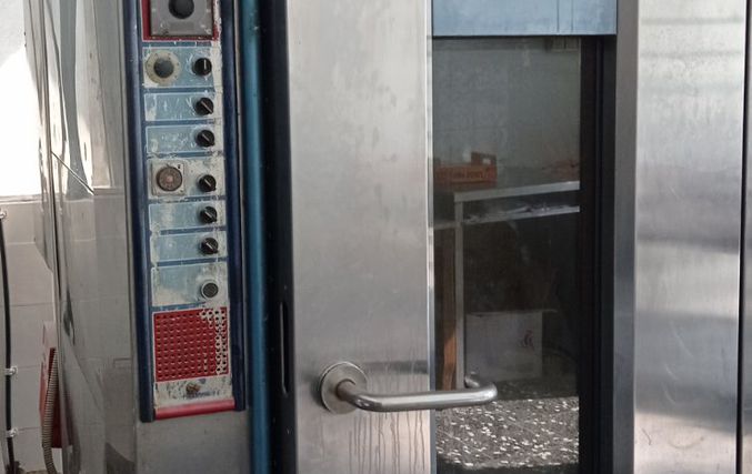 Πωλούνται μηχανήματα ζαχαροπλαστικής σε καλή κατάσταση και καλή τιμή