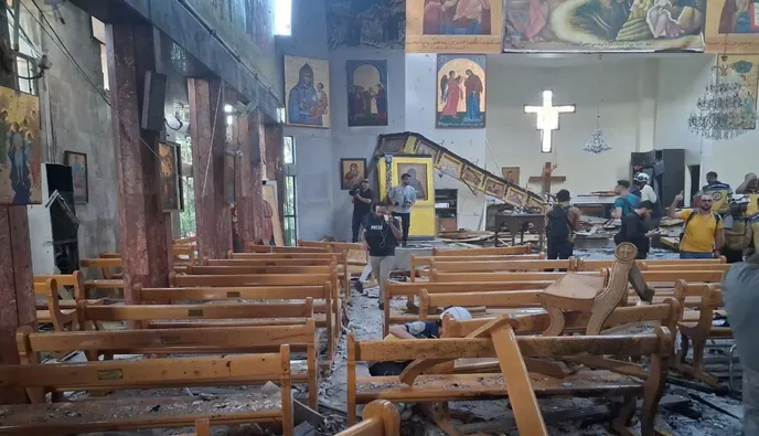 Βομβιστής-καμικάζι χτύπησε ελληνορθόδοξη εκκλησία στη Δαμασκό - Τουλάχιστον 15 νεκροί (vid)