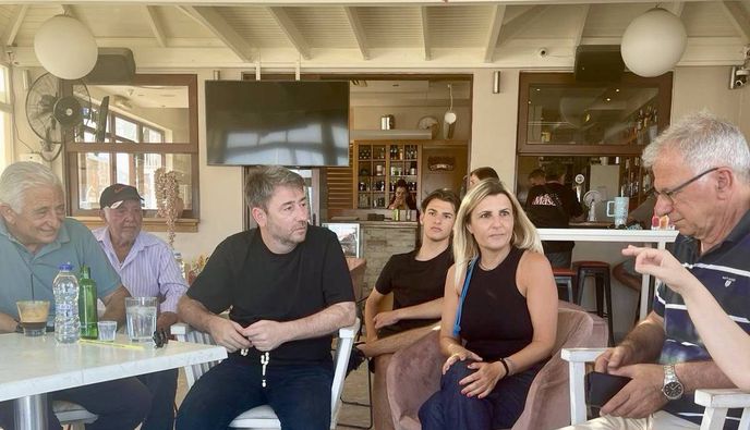Στην Καρδάμαινα ο κ. Ν. Ανδρουλάκης: Το ΠΑΣΟΚ δίπλα στους νησιώτες 