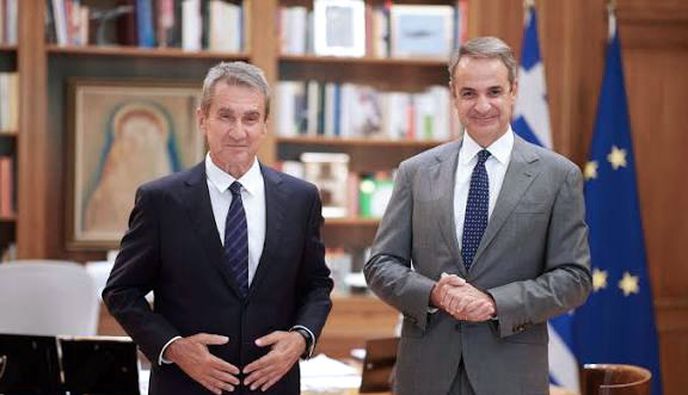 Στη ΝΔ προσχώρησε ο Ανδρέας Λοβέρδος 