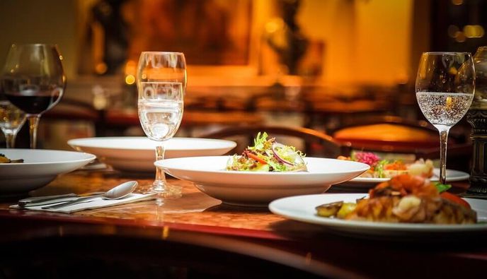 ΣΕΠΕΚΩ: Η λίστα των επιχ/σεων εστίασης που θα μείνουν ανοικτές τον Χειμώνα