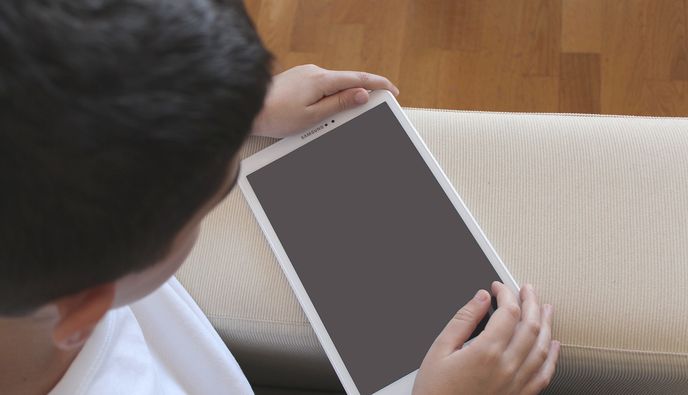 Τα social media “ροκανίζουν” τη συγκέντρωση των παιδιών – Νέα μελέτη τα συνδέει με αύξηση συμπτωμάτων ΔΕΠΥ