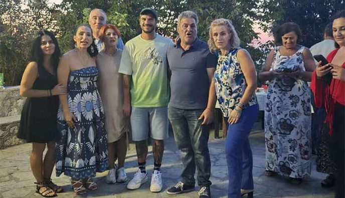 Το Σάββατο 28/6 θα προβληθεί η εκπομπή του Άκη Πετρετζίκη με το αφιέρωμα στην Κω