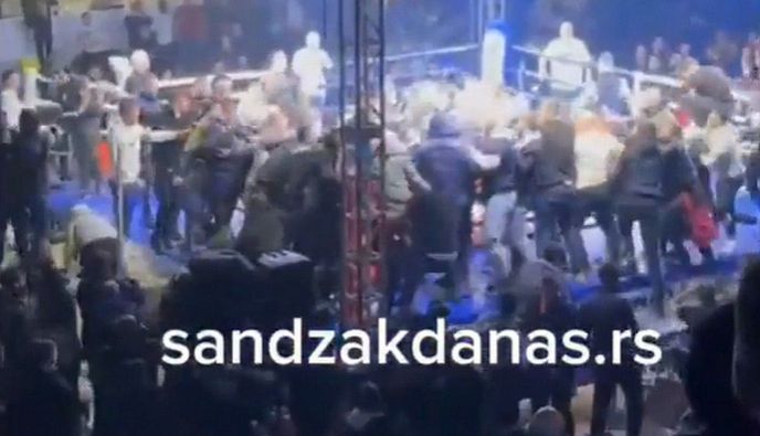  Σκηνές χάους στη Σερβία σε αγώνα kickboxing: Γρονθοκόπησαν Έλληνα αθλητή που έβγαλε νοκ άουτ Σέρβο 