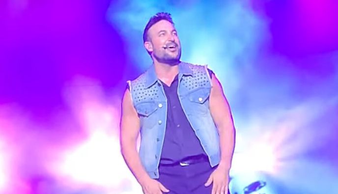 Ο Καλυμνιακής καταγωγής διεθνούς φήμης καλλιτέχνης Ντάνιελ (Δανιήλ) Κάννης συνεχίζει να κατακτά τις σκηνές του κόσμου