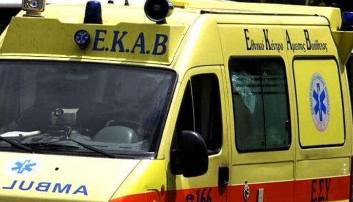 Βριλήσσια: Τσακώθηκε με υπάλληλο των ΕΛΤΑ και την παρέσυρε με το αυτοκίνητό - Νοσηλεύεται στο ΚΑΤ