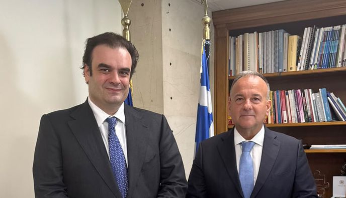 Συνάντηση του Γ. Παππά με τον Κ. Πιερρακάκη για τη φορολογία, τη ρευστότητα και τις μικρομεσαίες επιχειρήσεις