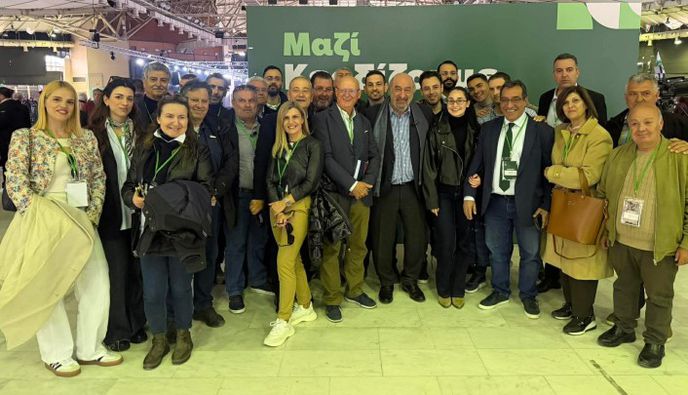 Σε ενωτικό κλίμα το συνέδριο του ΠΑΣΟΚ - Δυναμική η παρουσία από τα Δωδ/σα