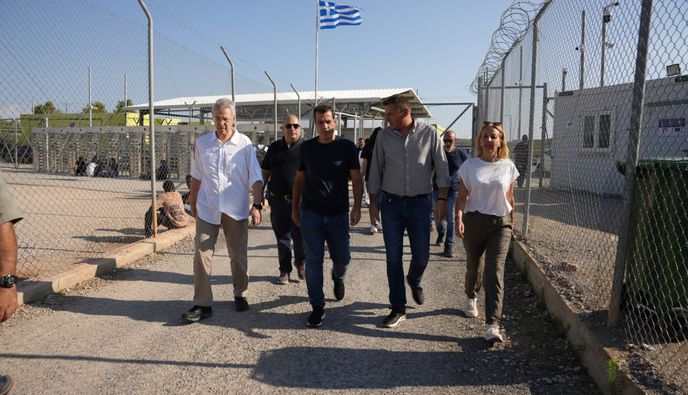Σε Κω και Λέρο ο Υπ. Μετανάστευσης Θ. Πλεύρης - Θα εγκαινιάσει τους αθλητικούς θόλους
