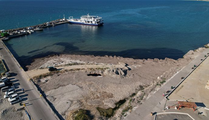 Παράταση της κατάστασης έκτακτης ανάγκης στο Μαστιχάρι για την αποκατάσταση του λιμανιού