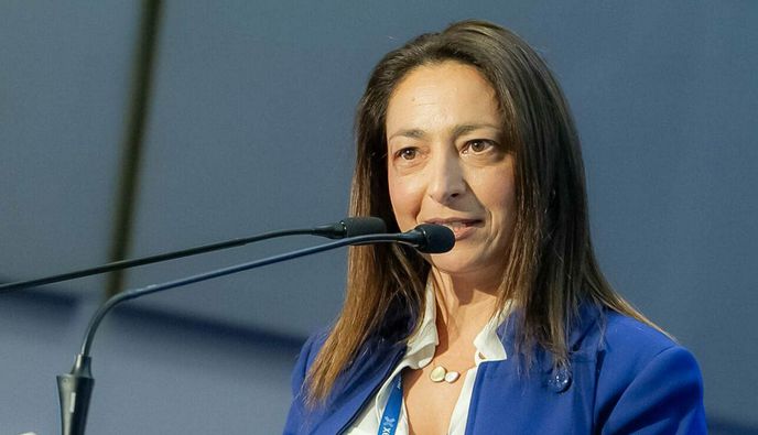 Ντίνα Σβύνου: Σε λάθος κατεύθυνση το χωροταξικό για τον τουρισμό – Αντί για ποιοτική ανάπτυξη ποσοτικοί περιορισμοί