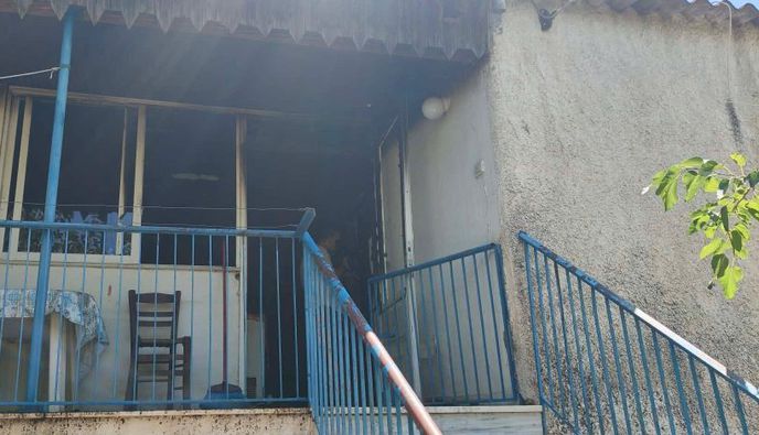 Πυρκαγιά σε σπίτι στην Πάτρα: Nεκρός ανασύρθηκε 63χρονος