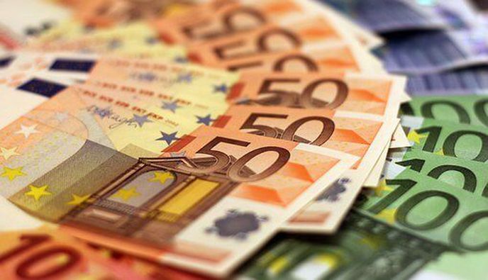 Δημόσιο: Οι δικαιούχοι δανείων έως και τρεις μισθούς