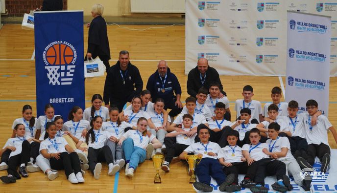 Στην κορυφή του Αιγαίου τα αγόρια και τα κορίτσια της Δωδεκανήσου