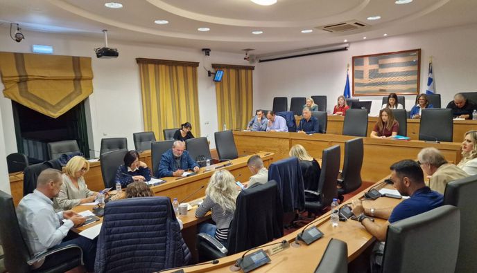 Αντιπαραθέσεις στο Δημ. Σ/λιο Κω για τις ζημιές από τις πλημμύρες, την οικονομική κατάσταση του Δήμου κ.α. (vid)